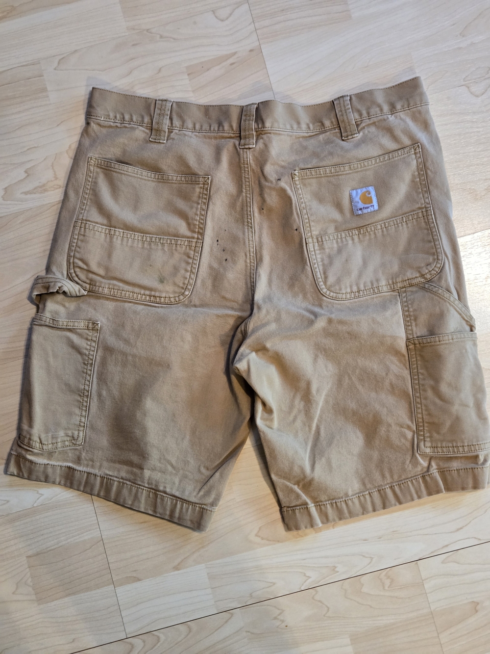 Carhartt Men’s Tan Work Shorts - Rugged Utility Style Size 36